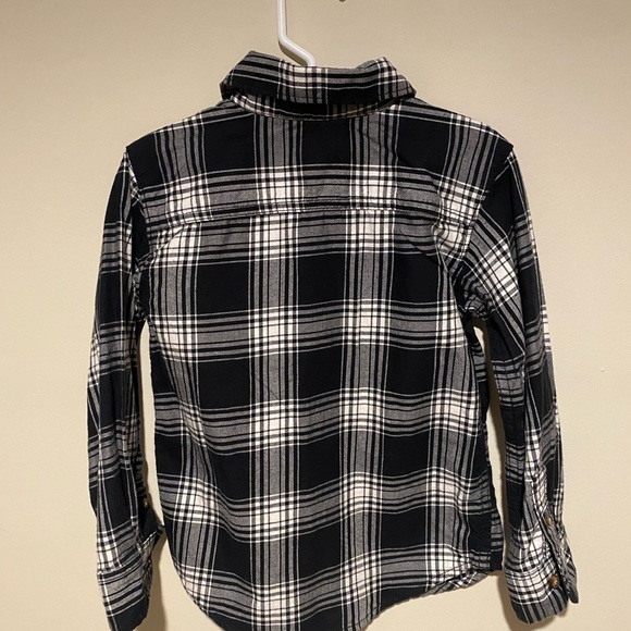Carter’s long sleeve button down shirt 4T - Picture 2 of 2